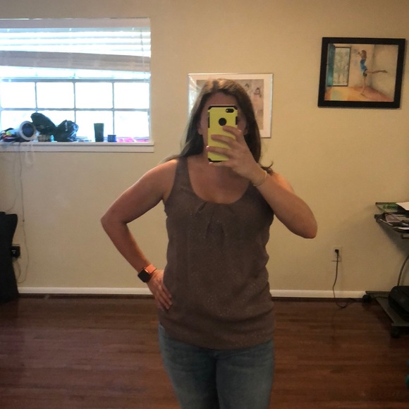 Tank - Picture 2 of 4